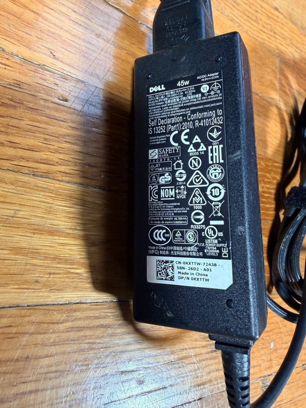 OEM Dell Ac Adapter Charger & Power Cord 45W 19.5V 2.31A Genuine